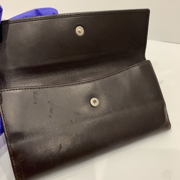 Gucci Brown Bifold Long Wallet Sku#85426 (Gently used, scratches) - Picture 13 of 14
